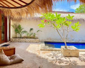 La Bella - Hotel Villa & Spa - Pemenang - Pool