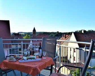 Ferienwohnung Anneliese am Stadttor - Hornbach - Balkon