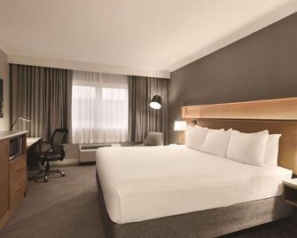 Radisson Hotel Providence Airport - Warwick - Bedroom