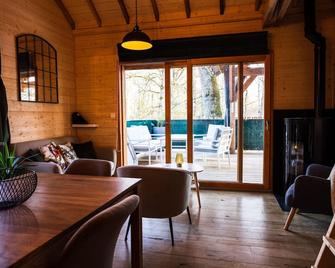 Charmante Cabane dans les arbres avec jacuzzi et sauna - Boismorand - Comedor