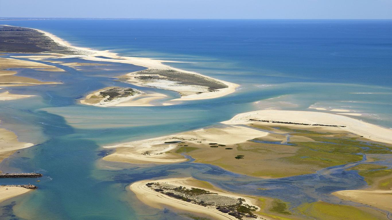 Real Marina Hotel & Spa