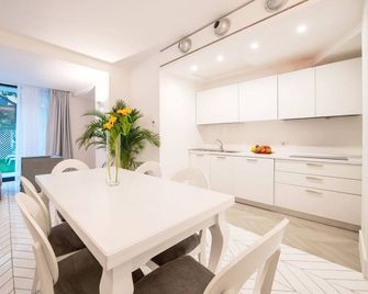Luxury Apartment with Garden and Pool - Sant'Agnello - Dining room