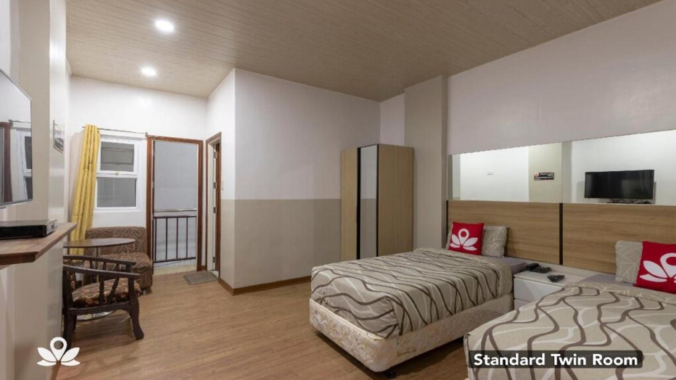 OYO 767 Hotel Urban - Khotel Kurban Hotel