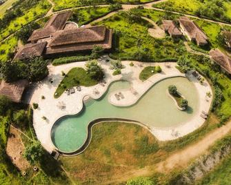 Barahi Jungle Lodge - Meghauli - Pool