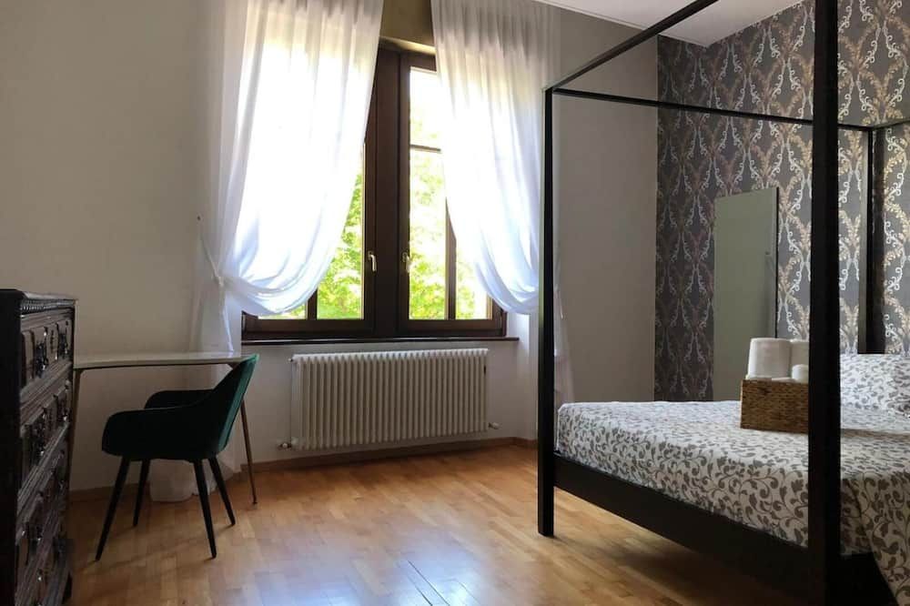 House of Trento - NO Reception - טרנטו - חדר שינה