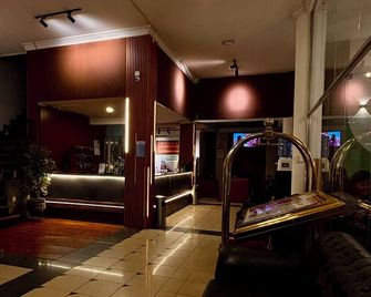 Hotel Berlina - לה פאז