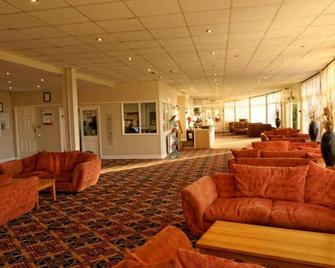 Sand Bay Holiday Village - Weston-super-Mare - Lobby