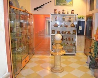 Hotel Taghrast - Jijel - Recepción