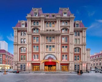 Ibis Hotel (Tianjin Railway Station Jinwan Plaza) - Tianjin - Building