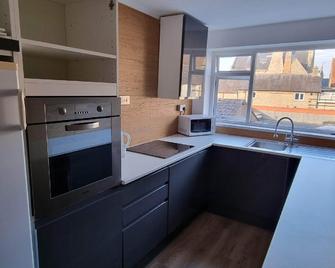 Market Square Guest House - Bicester - Küche