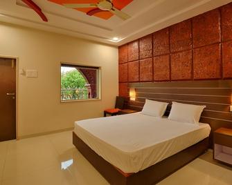 Mango Tree Resort - Devgad - Bedroom