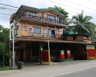 Hundred Isles' Room Rentals and Transient House - Alaminos - Edificio