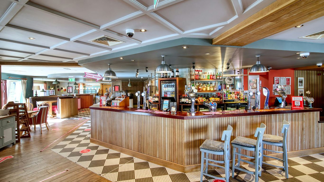 Queen of the Loch, Balloch by Marston's Inns