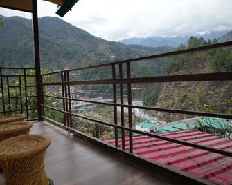 Rumkh Kedar Resort - 케다르나트 - 발코니