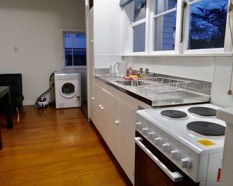 Arent - Serviced House -14 Phyllis Street - أوكلاند - مطبخ