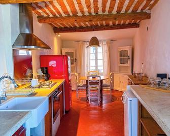 Maison de village avec vue panoramique proche Gordes - Joucas - Кухня