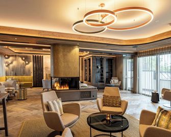 Hotel & Spa Sonne 4 Sterne Superior - Kirchberg in Tirol - Lounge