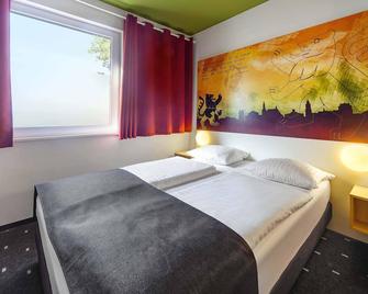 B&B Hotel Weimar - Weimar - Bedroom