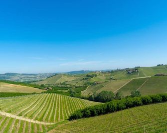 Casa Nicolini - Barbaresco - Vista del exterior