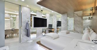 Ytt Hotel - Busan - Bedroom