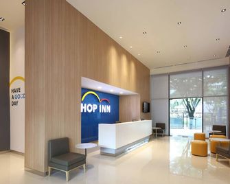 Hop Inn Hotel Cebu City - Cebu City - Front desk