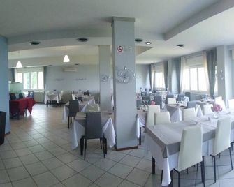 Hotel Ristorante La Sorgente - Plesio - Restaurante