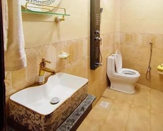 7K Heights - Murree - Baño
