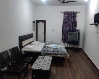 Nature Resort - Agra - Bedroom