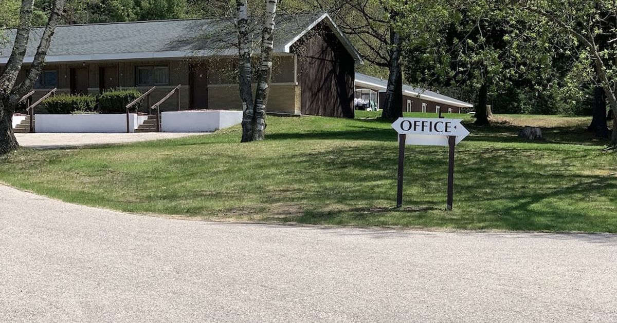 Tri terrace Motel from $69. West Branch Hotel Deals & Reviews - KAYAK