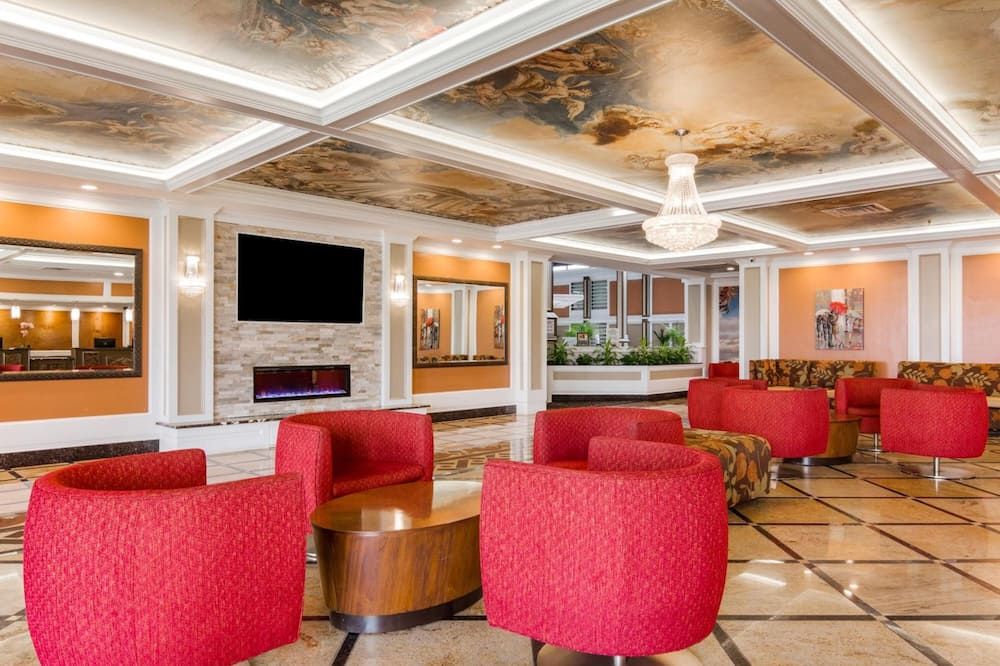 Lounge view of Lebossier Hotel