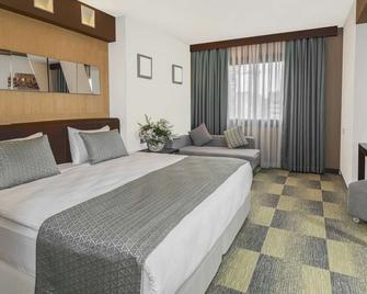 Point Hotel Taksim - Istanbul - Bedroom