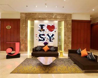 JEN Shenyang by Shangri-La - שניאנג - לובי