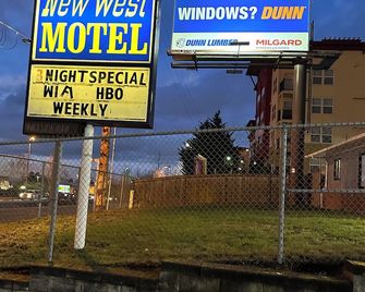 New West Motel - SeaTac - Venkovní prostory