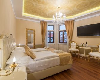 Central Square Heritage Hotel - Split