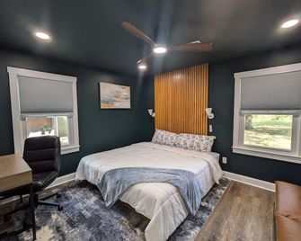 Malone Home - Rome - Bedroom