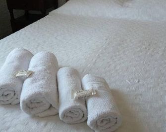 Manousos' Rooms - Galissas