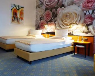Hotel Jugendstil - Hamelin - Bedroom