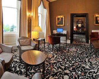 Ben Wyvis Hotel - Dingwall - Lounge