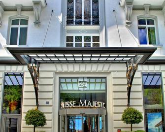 Grand Hotel Suisse Majestic, Autograph Collection - Montreux - Building