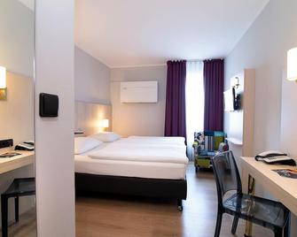 Nautic Hotel Bremerhaven - Bremerhaven - Bedroom