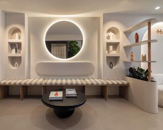 Hostal Bedmates - Barcelona