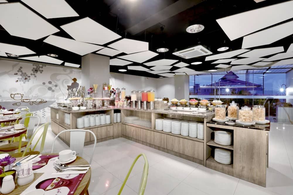 favehotel S. Parman Medan - Medan - Buffet