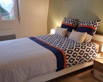 Gite D'Elnon-Libre - Saint-Amand-les-Eaux - Chambre