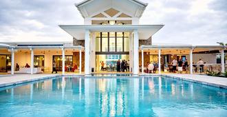 Taumeasina Island Resort - Apia - Bể bơi