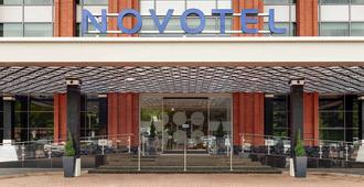 Novotel London Heathrow Airport T1 T2 and T3 - London