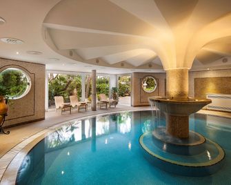 Excelsior Belvedere Hotel & Spa - איסקיה - בריכה