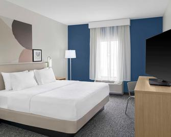 Spark By Hilton Lansing - Lansing - Schlafzimmer