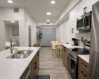 Condo w 2 Beds 13 Mins from West Edmonton Mall - Spruce Grove