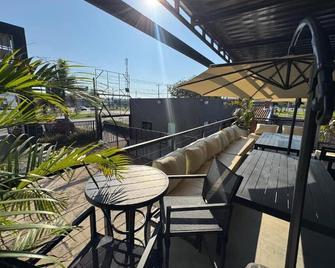 Flórida Mall & Suites - Limeira - Balcony