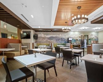 Mountainview Inn & Suites - Sundre - Restaurant